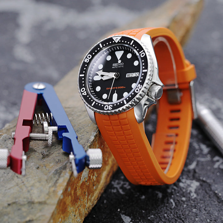 Seiko SKX007 Diver's 200m Automatic Watch