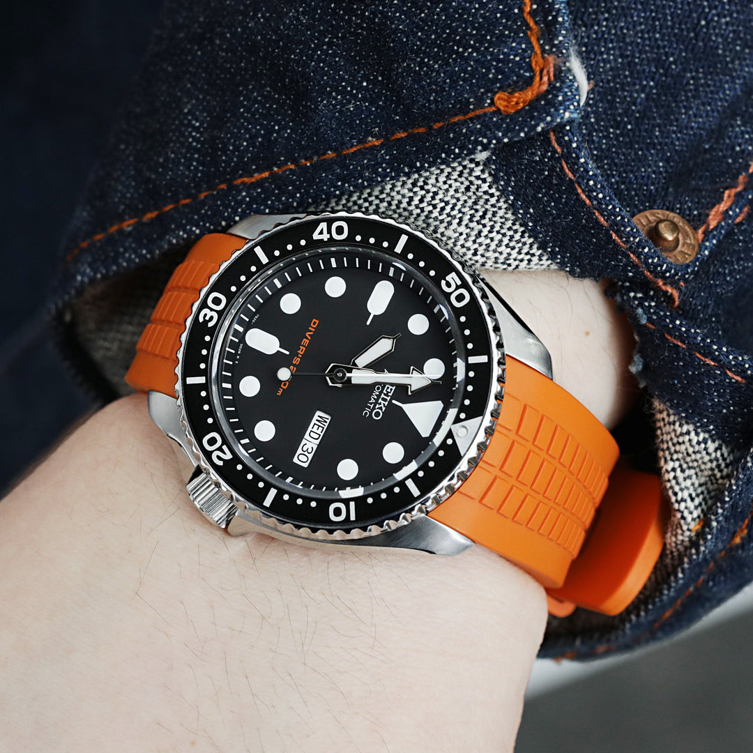 Seiko SKX007 Diver's 200m Automatic Watch