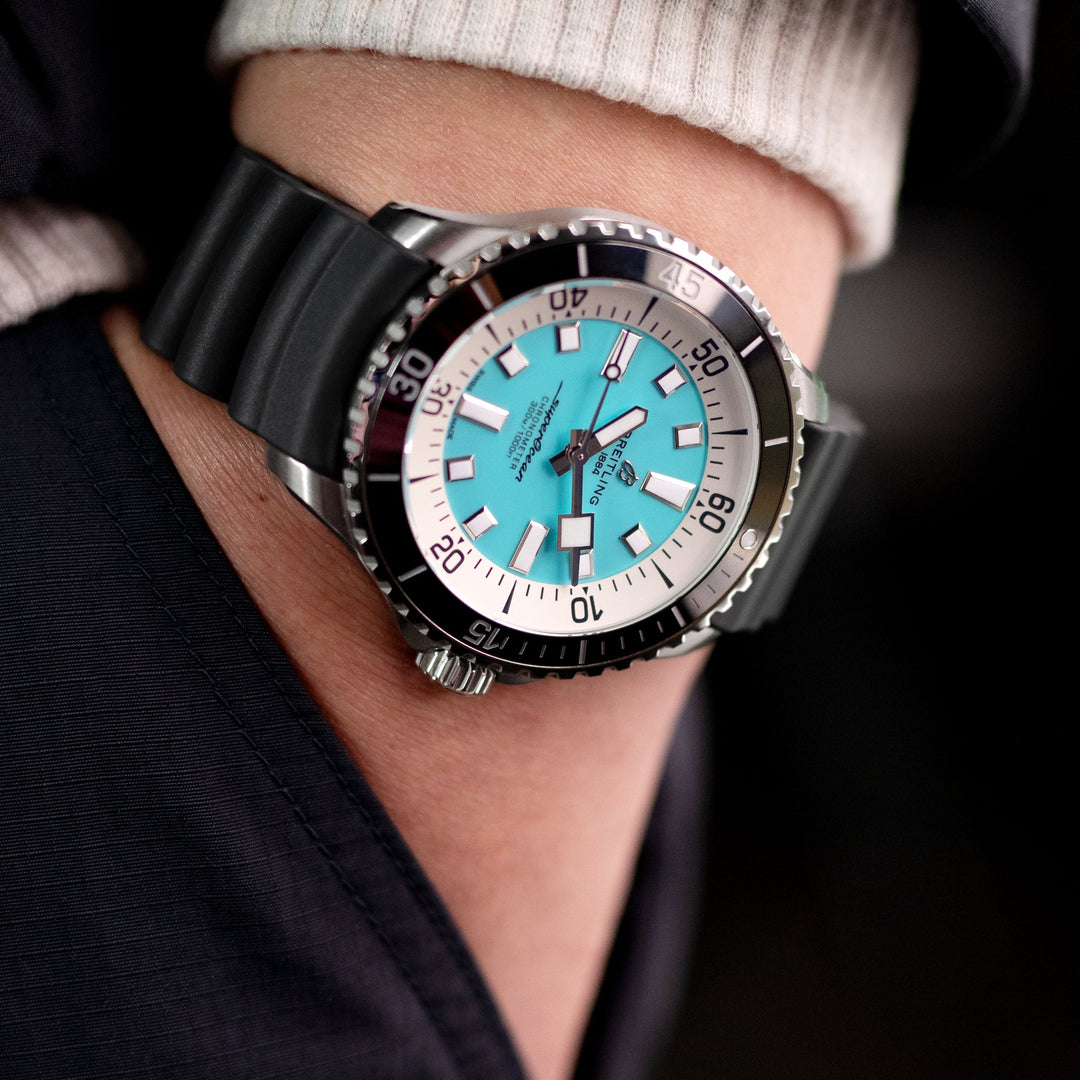 Breitling SuperOcean Automatic 44 Turquoise Blue ; IWC Pilot Timezoner TOP GUN Ceratanium IW395505