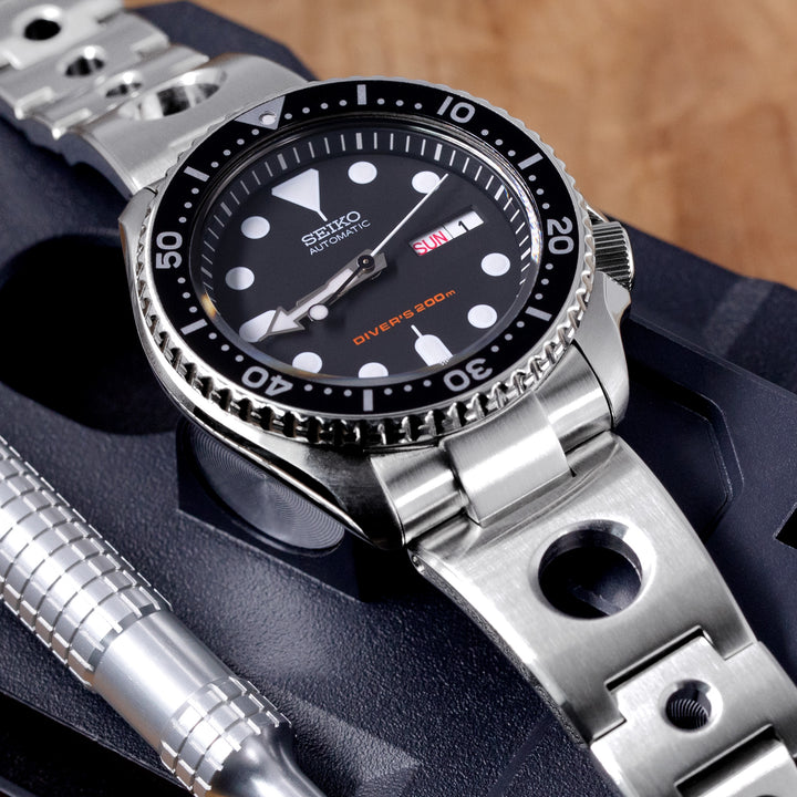 SEIKO 精工水鬼 SKX007 SKX009 SKX011 代用鋼錶帶 圓環賽車款 不鏽鋼 V形潛水扣專用帶