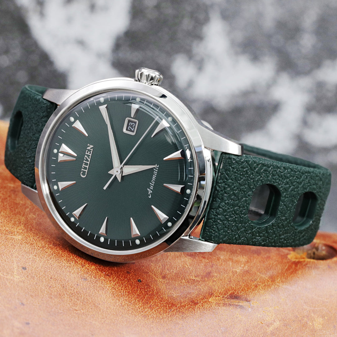 The New Citizen Kuroshio '64 NK0001-25X Green Strapcode Watch Bands