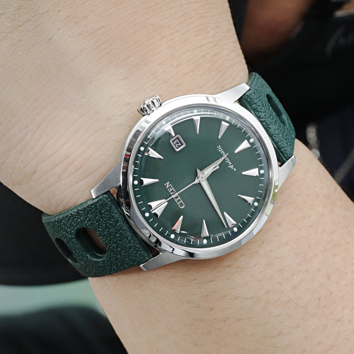 The New Citizen Kuroshio '64 NK0001-25X Green Strapcode Watch Bands