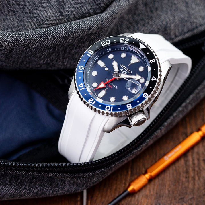 Seiko 5 Sports GMT SSK003K1 Blue